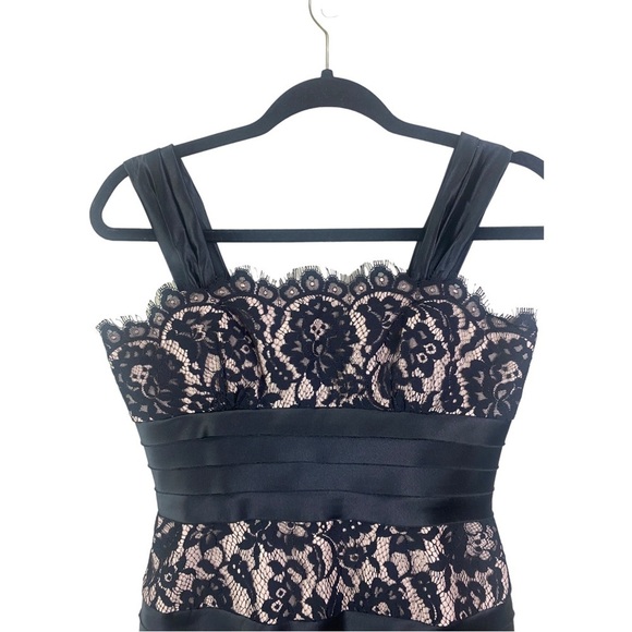 BCBG Maxazria Black Lace and Satin Cocktail Party Formal Elegant Dress Size 2 - Picture 3 of 10